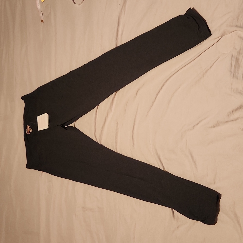Womens puma leggings. New! Med